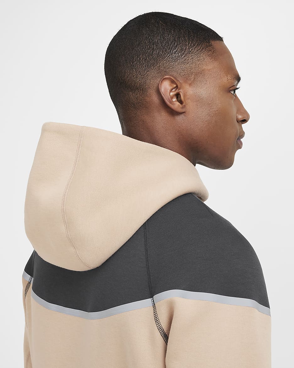 Nike Tech Windruner- Hemp/Anthracite/Noir