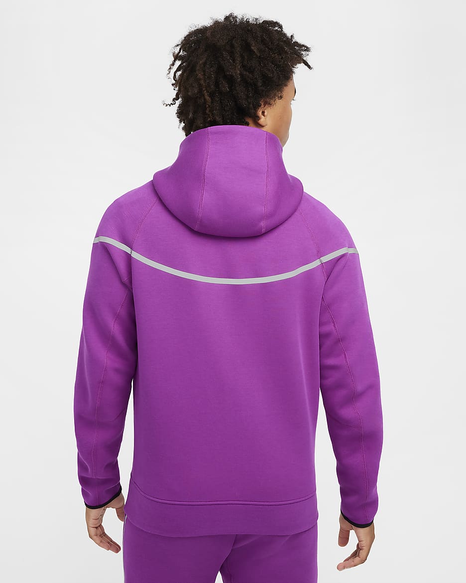 Nike Tech Windruner- Bold Berry