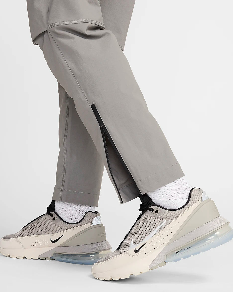 Nike Tech Pantalon tissé - Flat Pewter/Noir