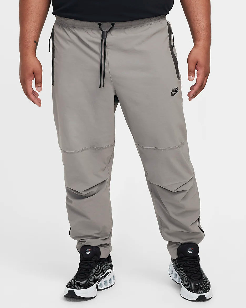 Nike Tech Pantalon tissé - Flat Pewter/Noir