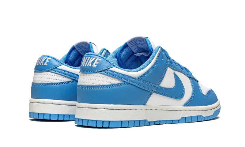 Nike ® Dunk Low UNC