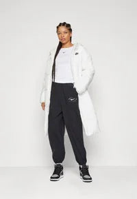 Nike Sportswear CLASSIC PARKA - Manteau d'hiver sail/black