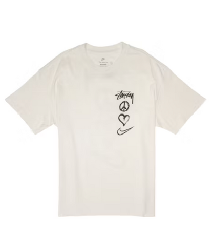 T-Shirt Nike® x Stüssy® Peace Love Swooch