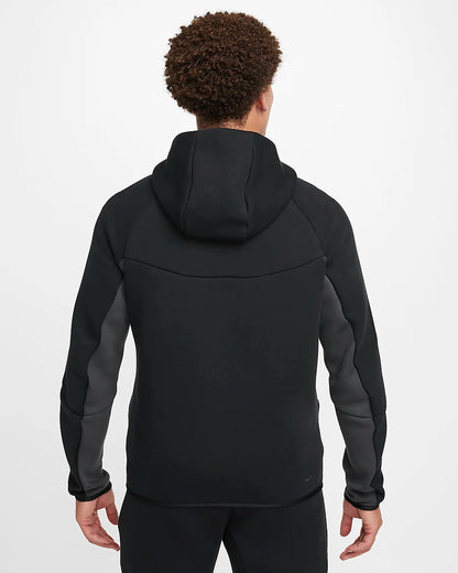 Nike Tech Windruner - Noir/Anthracite/Green Strike