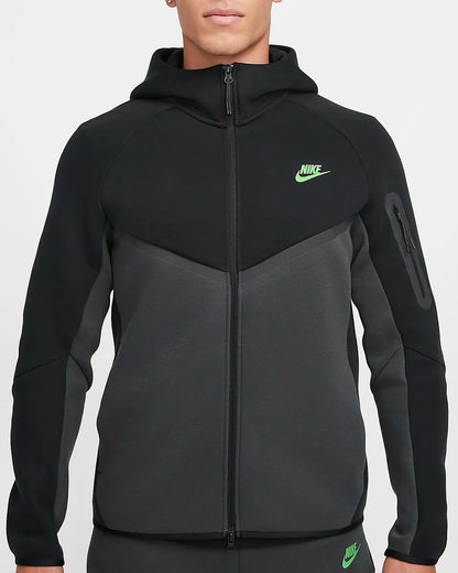 Nike Tech Windruner - Noir/Anthracite/Green Strike