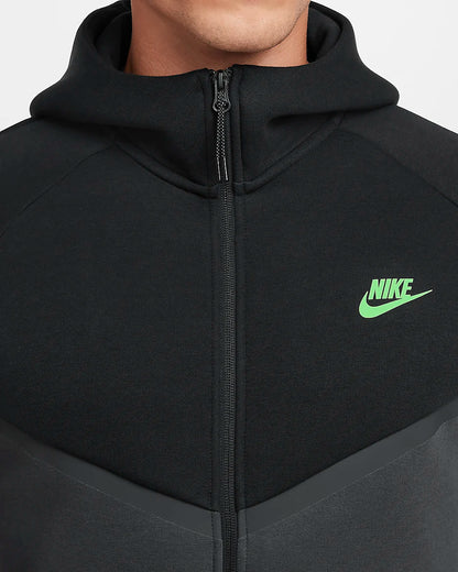 Nike Tech Windruner - Noir/Anthracite/Green Strike