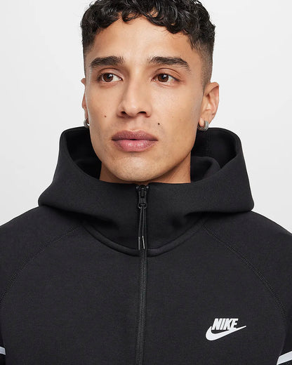 Nike Tech Windruner- Noir
