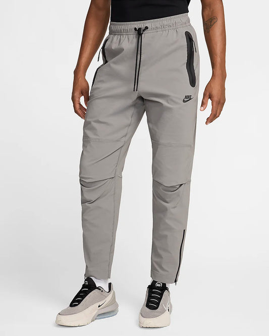 Nike Tech Pantalon tissé - Flat Pewter/Noir