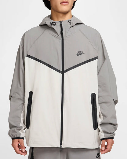 Nike Tech - Light Iron Ore/Flat Pewter/Noir