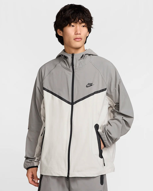 Nike Tech - Light Iron Ore/Flat Pewter/Noir